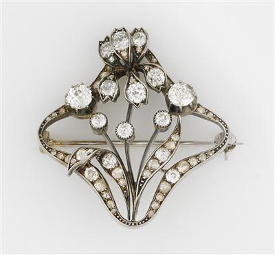 Diamant- Blumenbrosche - Sonderauktion Kunst und Antiquitäten